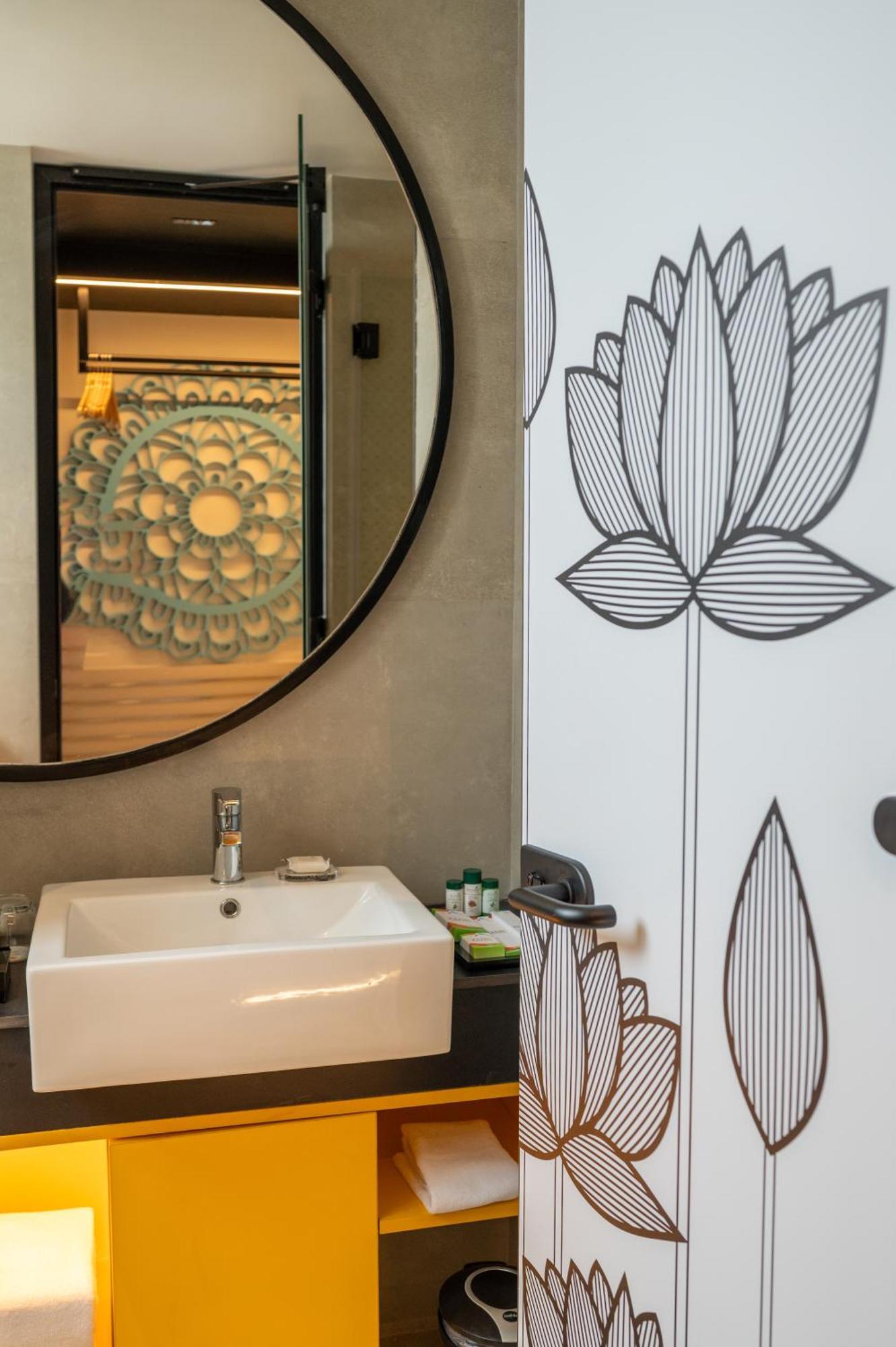 Zibe Luxe Kakinada By Grt Hotels المظهر الخارجي الصورة